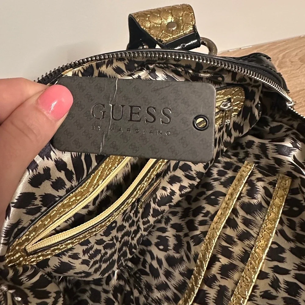 VTG GUESS Y2K Ostrich Print Shoulder Bag Black Patent Leather Indie Sleaze Glam - Picture 6 of 14